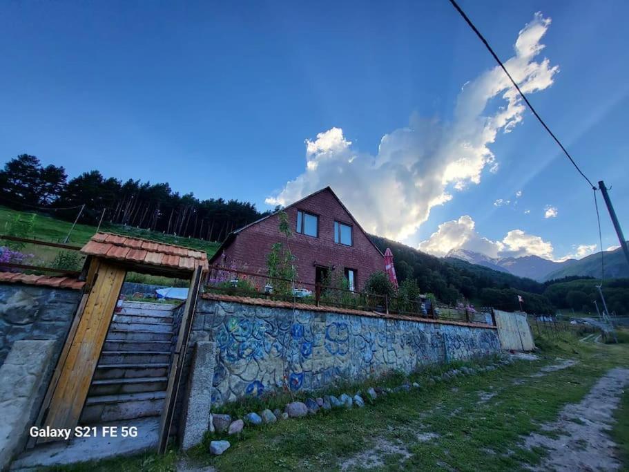 Vila Peak House Stepancminda Exteriér fotografie